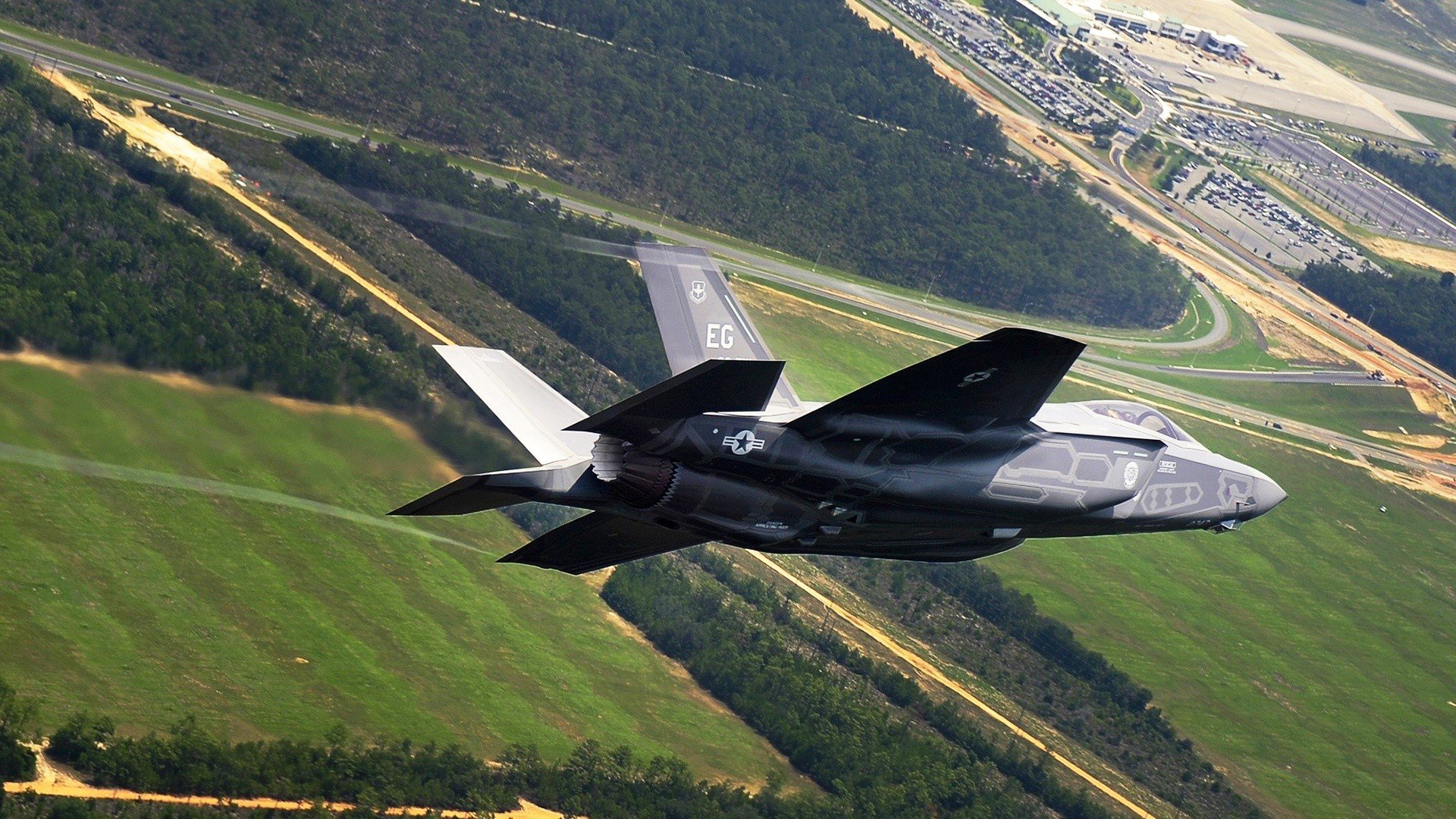 国际乒联混合团体世界杯：中国香港队的表现能否开启新时代？，国乒与香港队合影