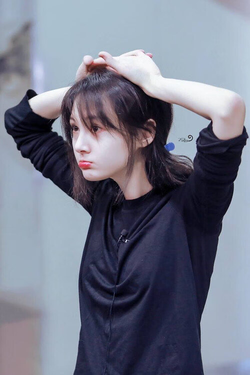 leyu乐鱼在线登录入口-湖人助教接受采访谈战术细节，湖人引援工作